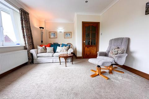11a Hillcrest Drive, Oughtibridge, Sheffield, S35 0JJ