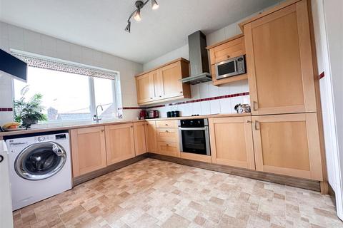 11a Hillcrest Drive, Oughtibridge, Sheffield, S35 0JJ