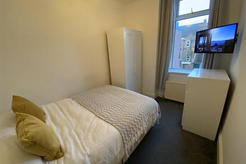 1 bedroom flat to rent, Trewhitt Road, Newcastle Upon Tyne