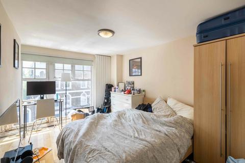 2 bedroom flat to rent, Albert Bridge Road, Battersea, SW11