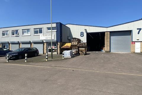 Warehouse to rent, Unit 8, Delta Close, Norwich, Norfolk, NR6 6BG
