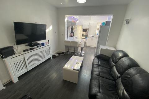 4 bedroom house share to rent, Birmingham B16