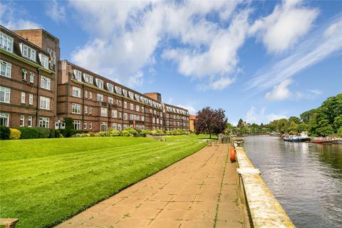 1 bedroom apartment for sale, Thames Eyot, Cross Deep, Twickenham, TW1