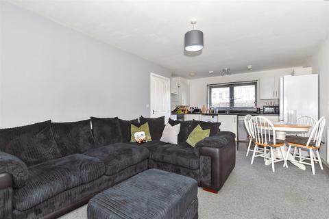 2 bedroom ground floor flat for sale, The Farrows, Maidstone, Kent