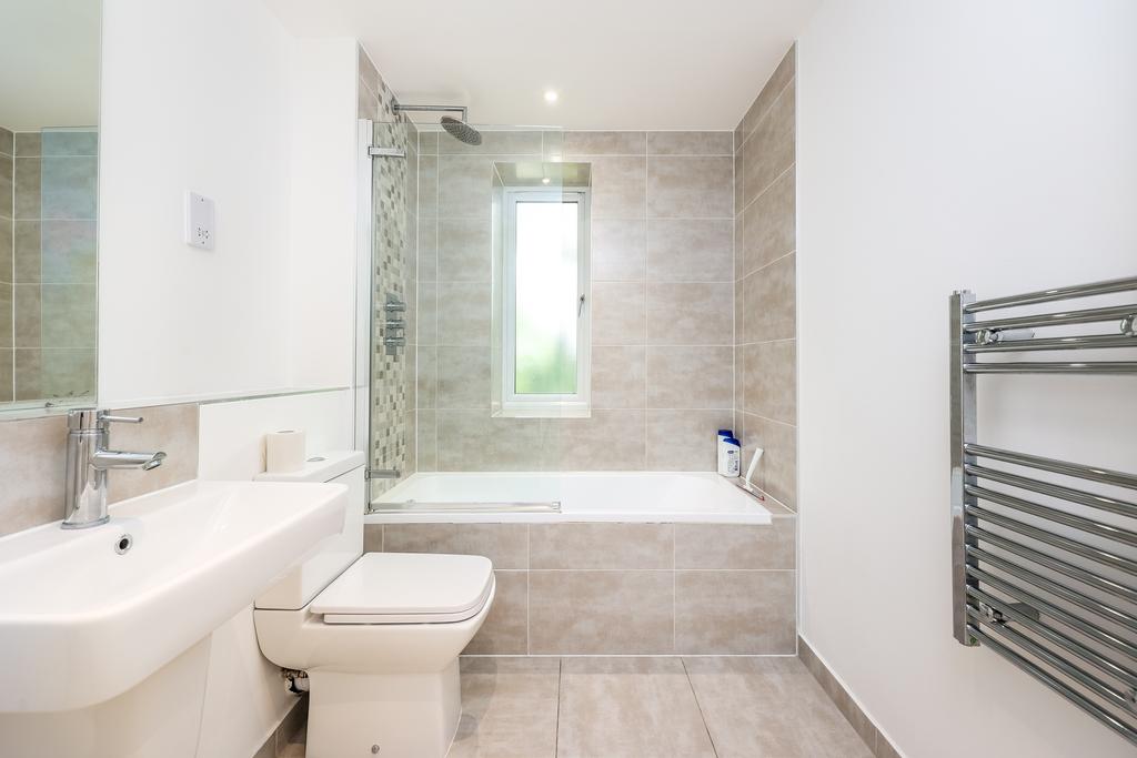 Flat 31, 70 Walton Street, HP21 7 QP-11
