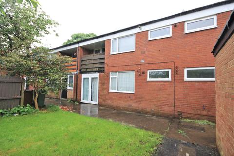 3 bedroom apartment to rent, Hilton Place, Wigan, WN2