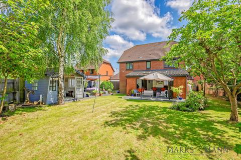 5 bedroom detached house for sale, Langford Close, Stowmarket, IP14