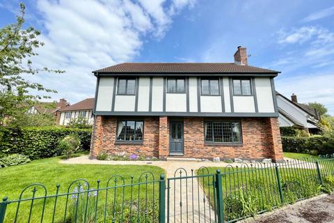 4 bedroom detached house for sale, The Hermitage, Cleveleys FY5