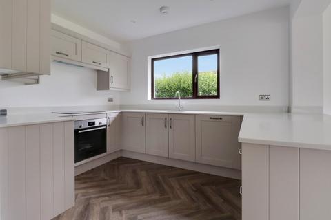 19 Chadacre Road, Southend-on-sea, SS1 3QX