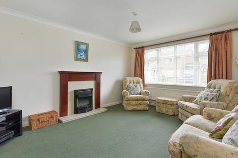 3 bedroom link detached house for sale, Lichfield Avenue