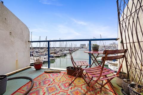 1 bedroom flat for sale, Eastern Concourse, Brighton Marina Village, Brighton, BN2