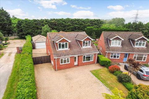 4 bedroom detached house for sale, Southampton Road, Park Gate