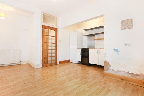 3 bedroom flat for sale, 32a, Hillside Street, EDINBURGH, EH7 5HB