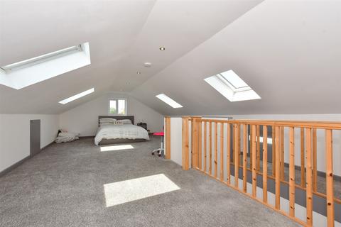 6 bedroom detached house for sale, London Road, West Kingsdown, Sevenoaks, Kent