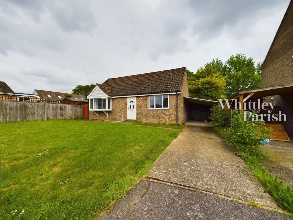 Fisher Road, Diss 2 bed detached bungalow for sale £270,000