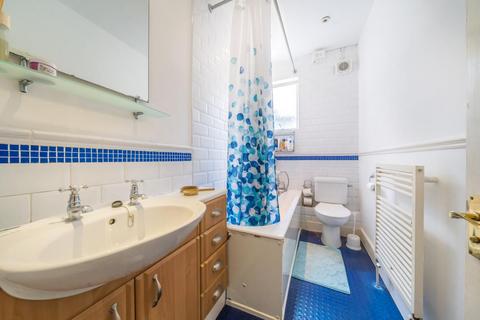 29a Waldron Road, London, SW18 3TB