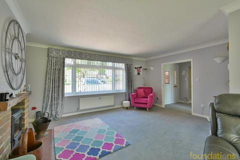2 bedroom detached bungalow for sale, The Barnhams, Bexhill-on-Sea, TN39