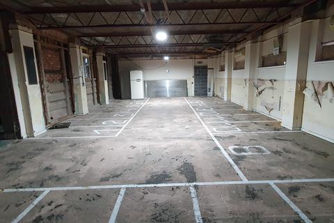 Warehouse to rent, Willenhall WV12