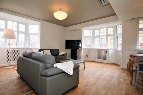 2 bedroom apartment to rent, Brompton Road, London SW3