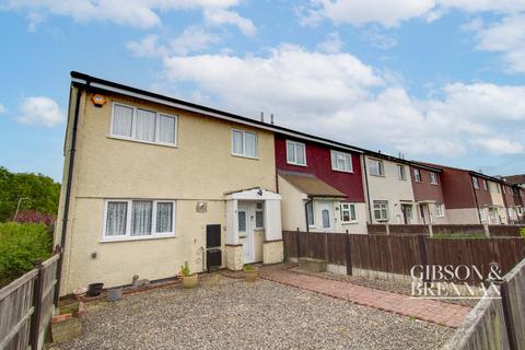 3 bedroom end of terrace house for sale, Ashfields, Basildon, SS13