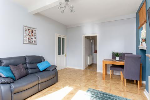 2 bedroom ground floor flat for sale, 14/2 Hutchison Cottages, Edinburgh, EH14 1PY