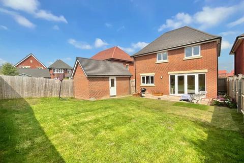 4 bedroom detached house for sale, Stratton Road, Henhull, CW5