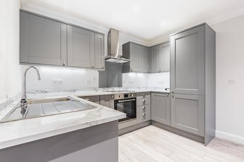 2 bedroom flat for sale, Heathside Crescent,  Woking,  Surrey,  GU22