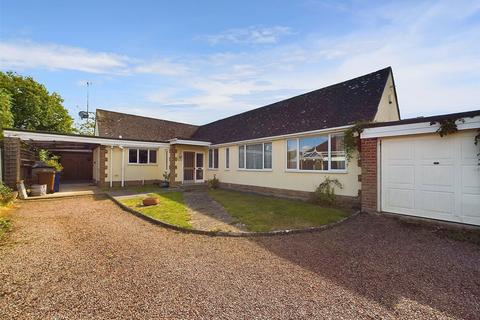 3 bedroom bungalow for sale, Parton Drive, Churchdown, Gloucester, Gloucestershire, GL3