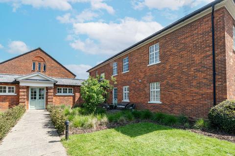 4 bedroom terraced house for sale, Orchard Square, Bicester OX27