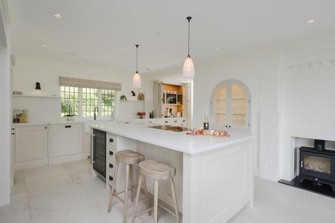 Evergreen House Cherkley Hill, Leatherhead, KT22 8LA