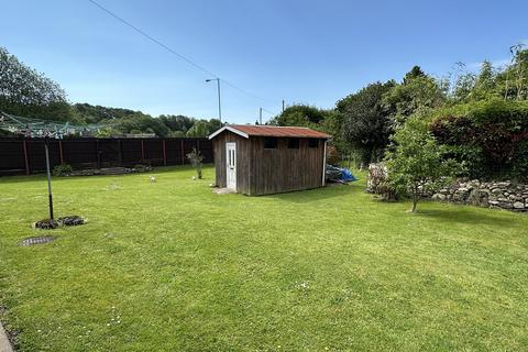 4 bedroom detached bungalow for sale, Plasycoed, Cwmgiedd, Ystradgynlais, Swansea.
