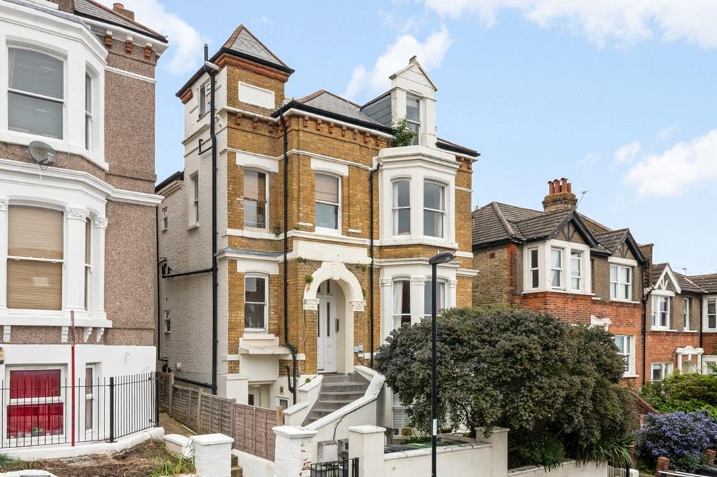 Ewelme Road, Forest Hill, London, SE23 2 bed apartment for sale £425,000