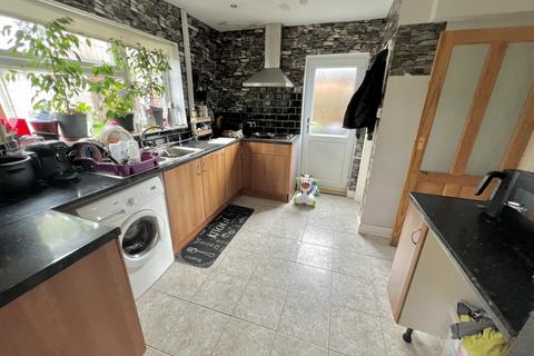 123 Fengate, Peterborough, PE1 5BA