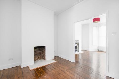 4 bedroom terraced house for sale, Warwick Road, Manor Park, London, E12