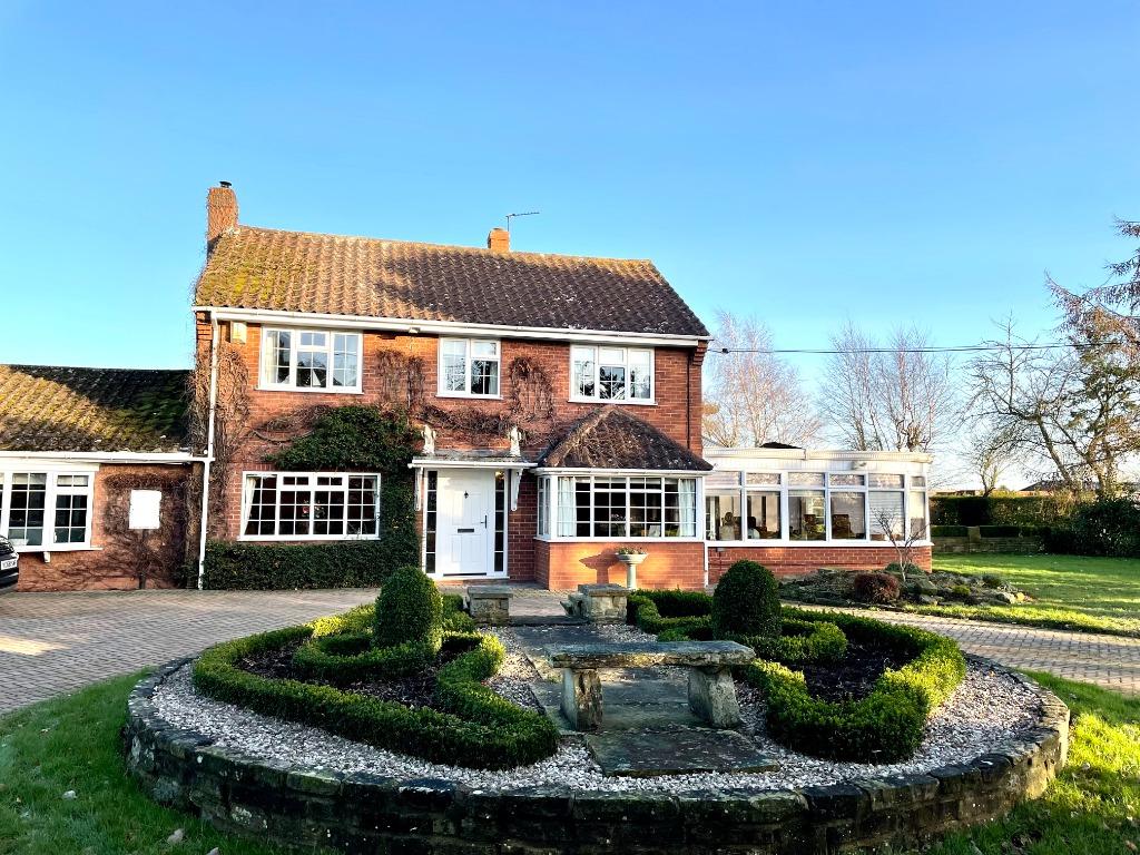 Stillington Road, Sutton On The Forest, York, YO61 4 bed detached house