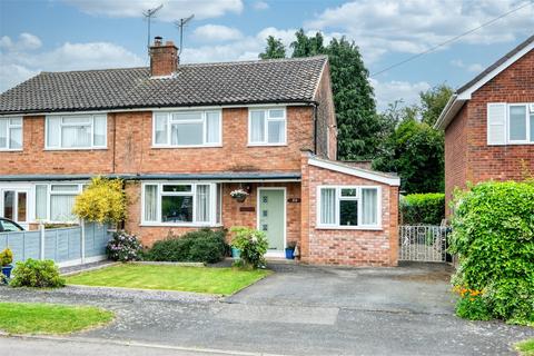 3 bedroom semi-detached house for sale, Oakleigh Avenue, Hallow, Worcester, WR2 6NG