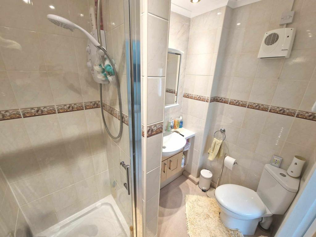 Ensuite