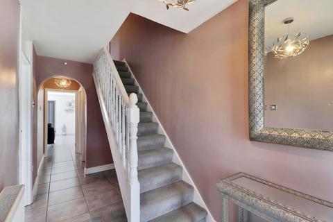 81 Downs Road, Istead Rise, Gravesend, DA13 9HD