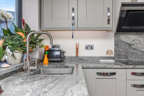 26 Read Road, Ashtead, KT21 2HS
