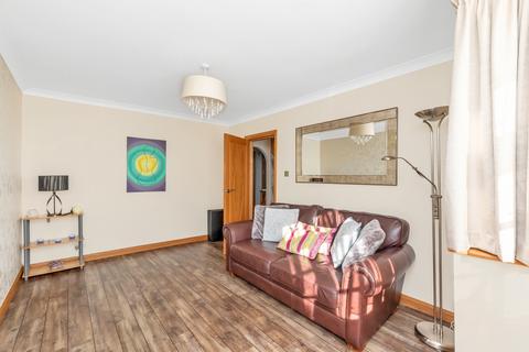 26 Read Road, Ashtead, KT21 2HS