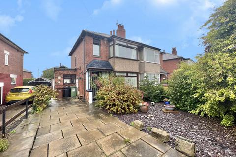 3 bedroom semi-detached house for sale, The Oval, Leeds, LS14
