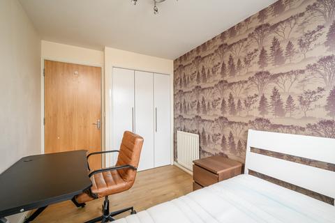 3b/7 Loaning Road, Edinburgh, EH7 6JE