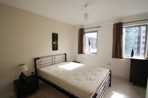 1 bedroom flat to rent, Ingram Street, Leeds, West Yorkshire, UK, LS11