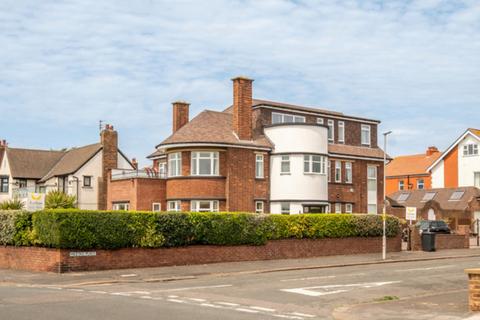 5 bedroom detached house for sale, Inner Promenade, Lytham, FY8