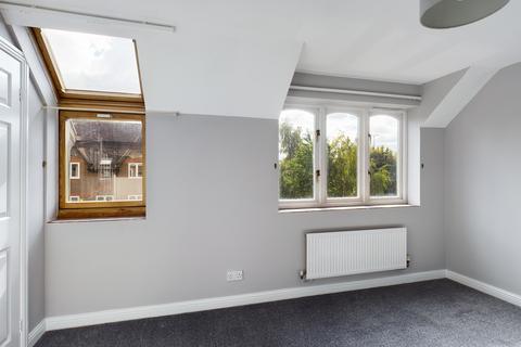 3 bedroom townhouse to rent, Mariners Way, Cambridge, Cambridgeshire