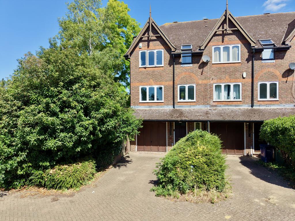 House in Cambridge, Lynfield Court, Chesterton