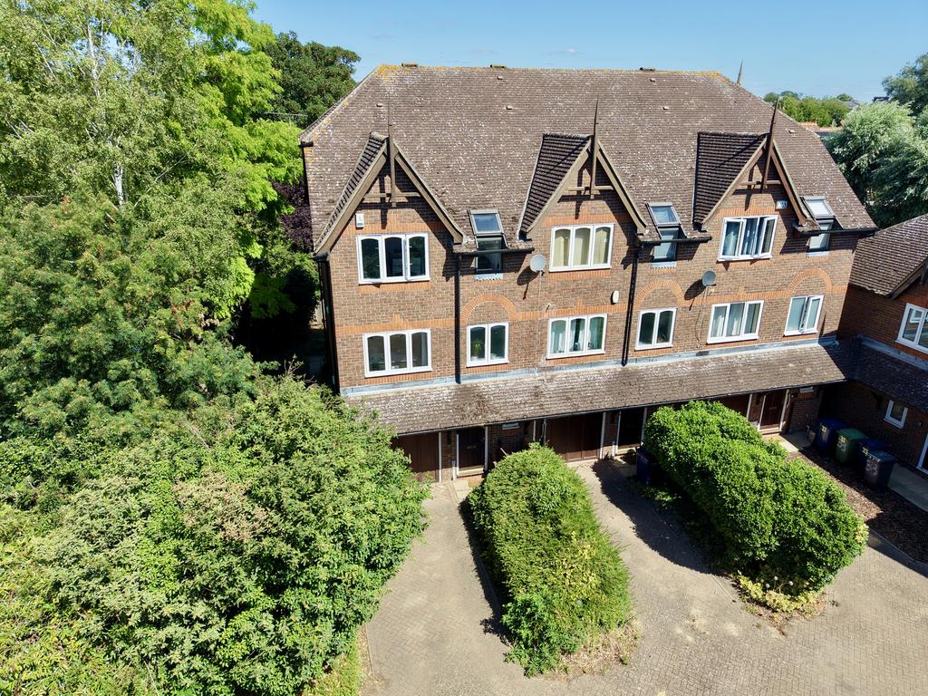 House in Cambridge, Lynfield Court, Chesterton - View 2