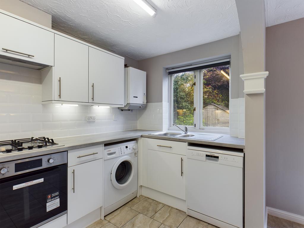 House in Cambridge, Lynfield Court, Chesterton - View 3