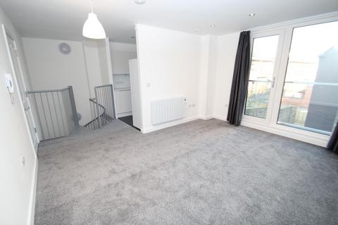 1 bedroom flat to rent, Well Lane, Leeds, West Yorkshire, LS7