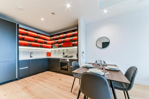 1 bedroom apartment to rent, Defoe House, London City Island, London, E14